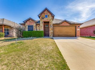 6521 Chalk River Dr, Fort Worth, TX 76179