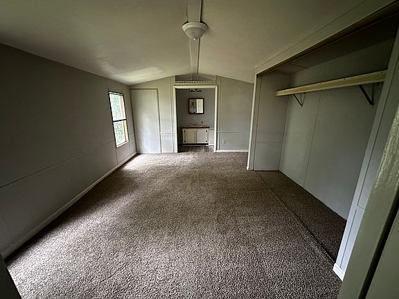 4th image of 215 Holder Inman Rd #28