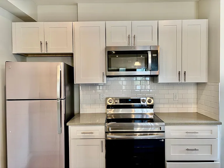 5356 Cedar Avenue — Photo 3
