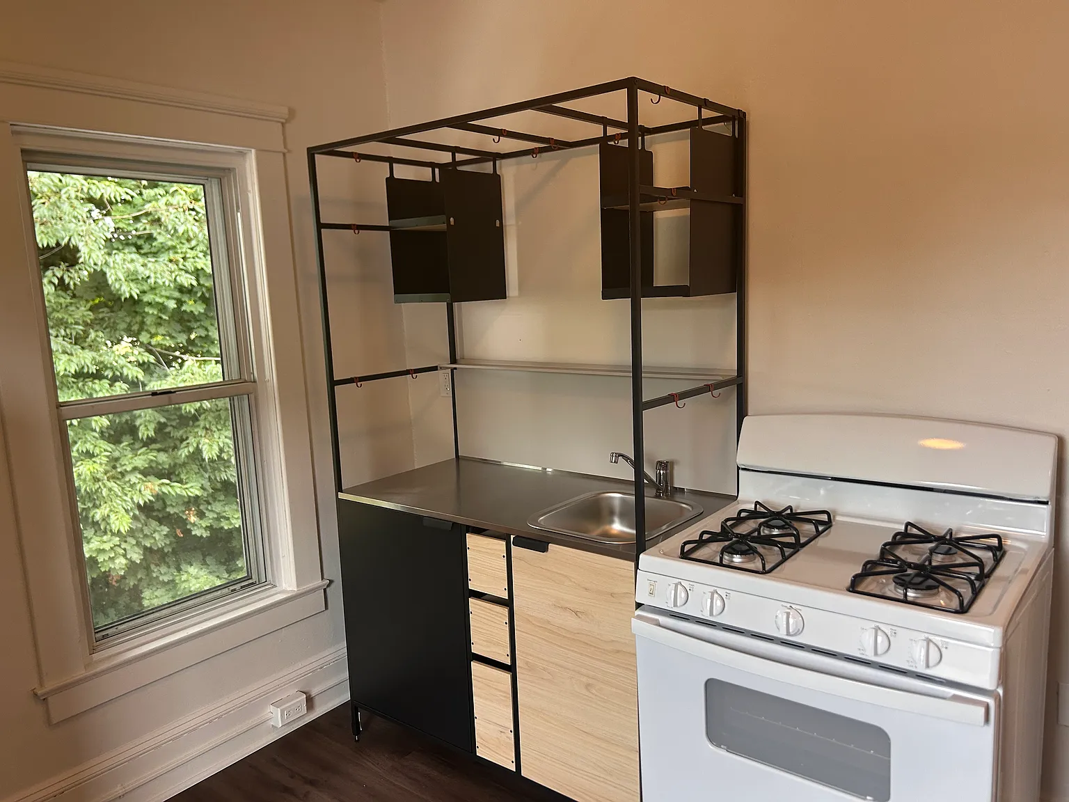 1 bed, $950 — Photo 3