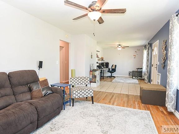 5th image of 1009 Vine Ave