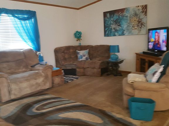 4th image of 510 Cottonwood Ln