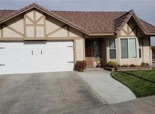 4955 Essex Dr, Palmdale, CA 93552