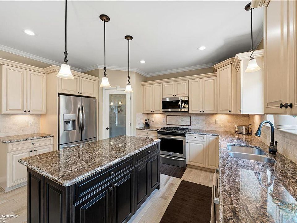 62735 Franklin Park Dr, photo 24