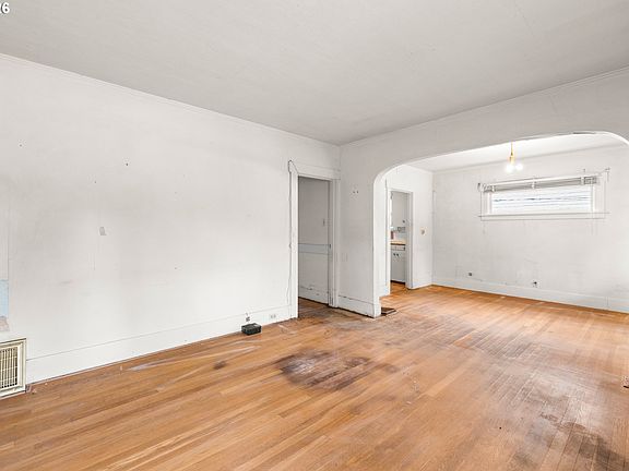 2nd image of 1724 NE 49th Ave