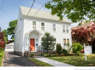 107 Carleton St, Hamden, CT 06517