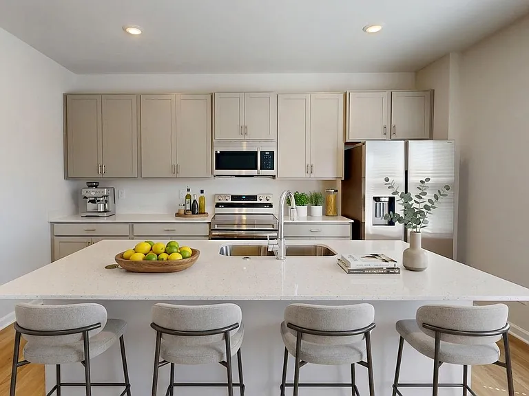 Quinn Residences at Snapping Shoals — Photo 26