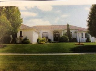 3301 Weeping Cherry Dr, Champaign, IL