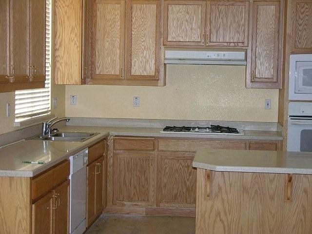2nd image of 4059 Sierra Ct