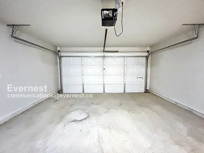 5229 Hanover St — Photo 17