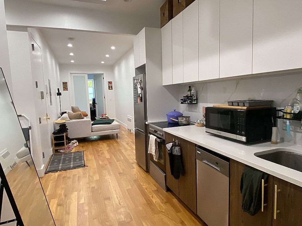 1st image of 252 Stockholm St #2F
