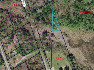 50440 Deleisseline St, Bay Saint Louis, MS 39520