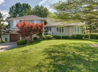 3724 E Sugar Hill St, Springfield, MO 65809