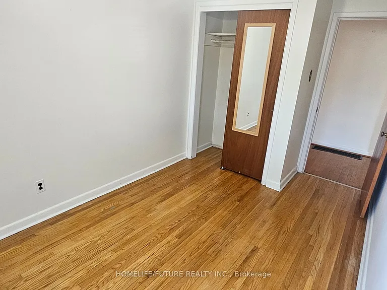 61 Hollyhedge Dr — Photo 10