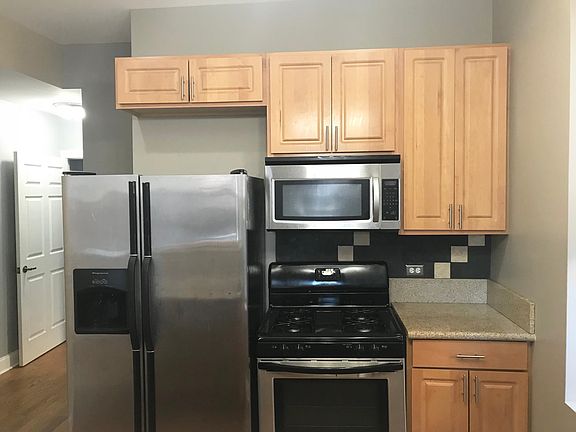 2nd image of 1518 W 18th Pl #1