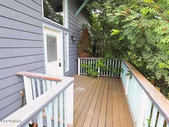 5th image of 46045 Spruce Pl