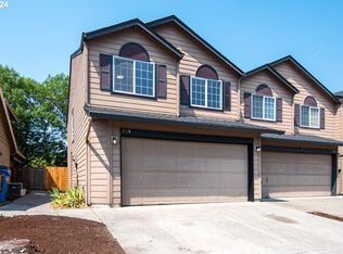 9018 NE Lewis Dr, Vancouver, WA 98662