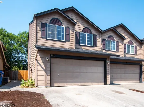 9018 NE Lewis Dr, Vancouver, WA 98662