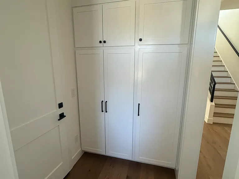 320 Cecile Ct — Photo 4