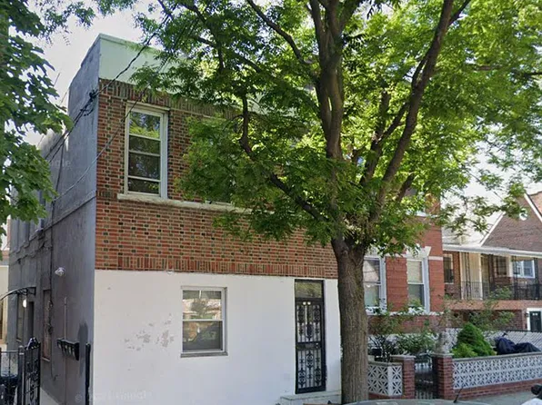 3431 29 St, Astoria, NY 11106