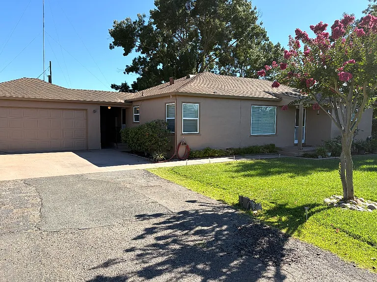 17986 E Copperopolis Rd — Photo 2