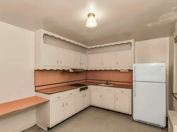 138-20 31st Road image 6 of 16