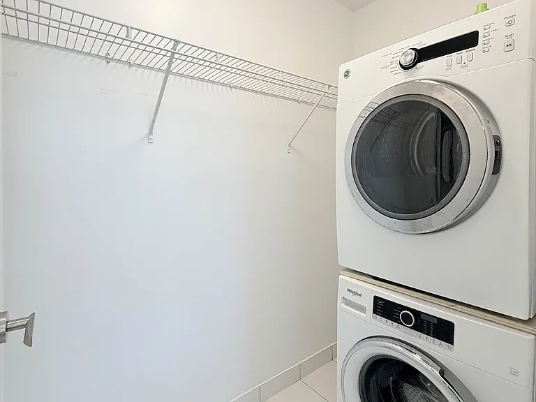55 Regent Park Blvd #407 — Photo 8
