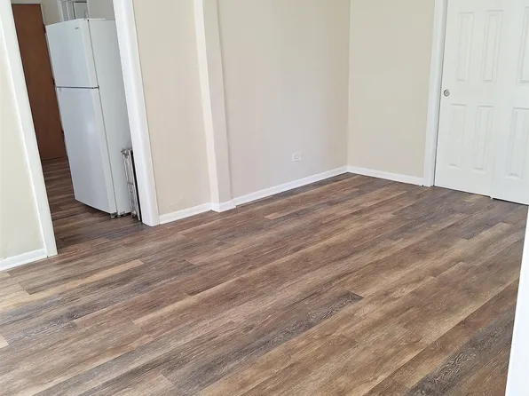 589 Avenue A image 6 of 13