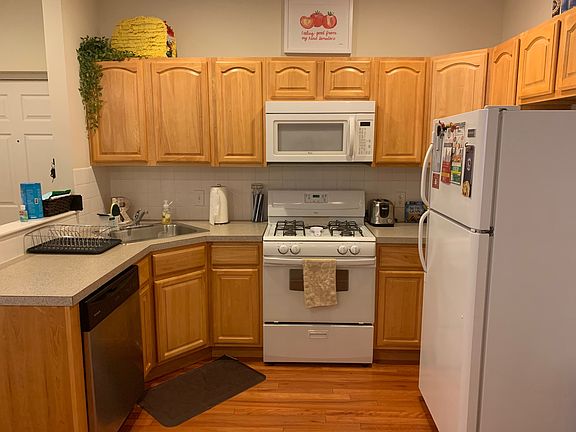 3rd image of 1521 N 15th St #4
