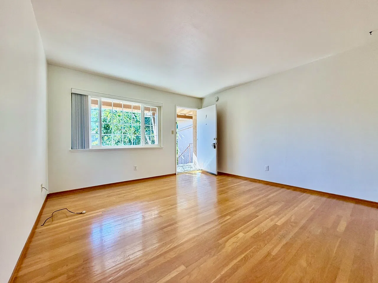 1 bed, 500 sqft, $2,350 — Photo 2