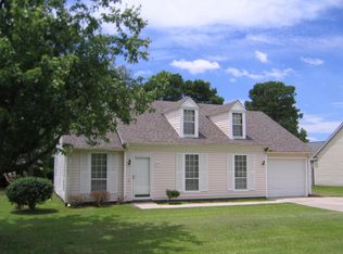 2901 New Town Dr, Wilmington, NC 28405