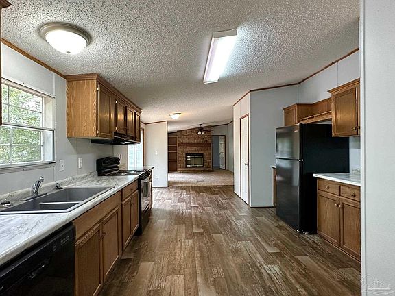 4th image of 3978 Whitehall Dr
