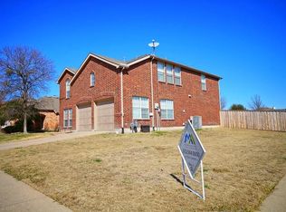 200 Redbud Dr, Forney, TX 75126