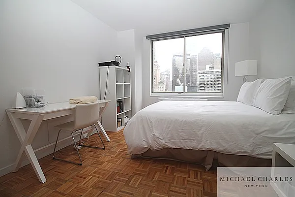 Rented by Michael Charles New York | media 4