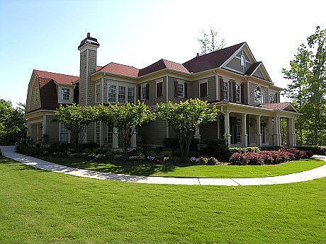 Beautiful Estate Home On 5  Acres