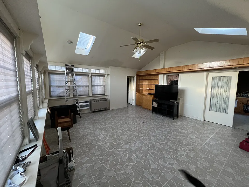 Sunroom/addition pic 2