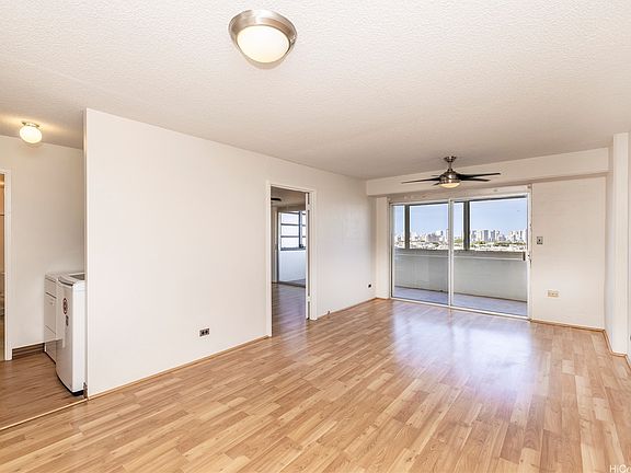 4th image of 3350 Sierra Dr APT 305