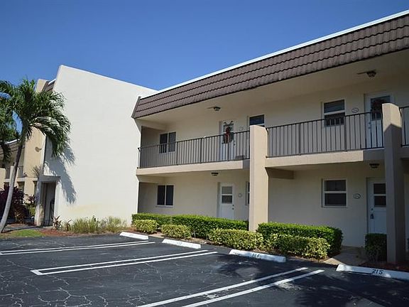 3rd image of 2805 Casita Way APT 114