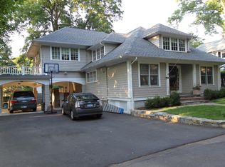 5 Cherry Ln, Old Greenwich, CT 06870