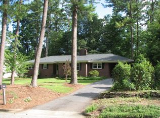 109 Pinetree Cir, Spartanburg, SC 29307