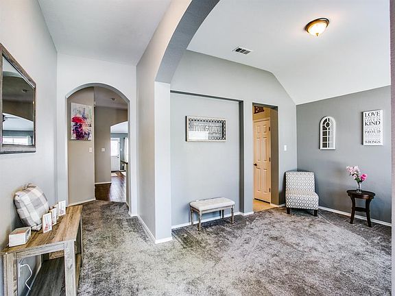 3rd image of 2212 Deniro Dr