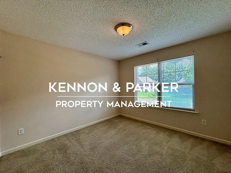 108 Blue Spruce Dr — Photo 21