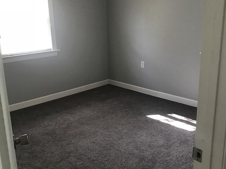 2nd image of 6304 Hickory Rd