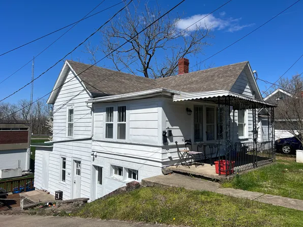191 N Lancaster St #B, Athens, OH 45701
