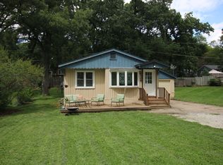 7706 Hickory Rd, Wonder Lake, IL 60097