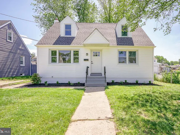 110 3rd St, Brooklawn, NJ 08030