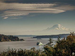 4544 Island Ave NE, Bainbridge Island, WA
