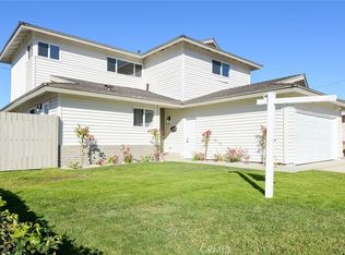 1725 E 213th St, Carson, CA 90745