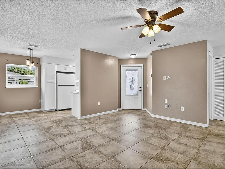 73B Buttonworth Dr — Photo 7