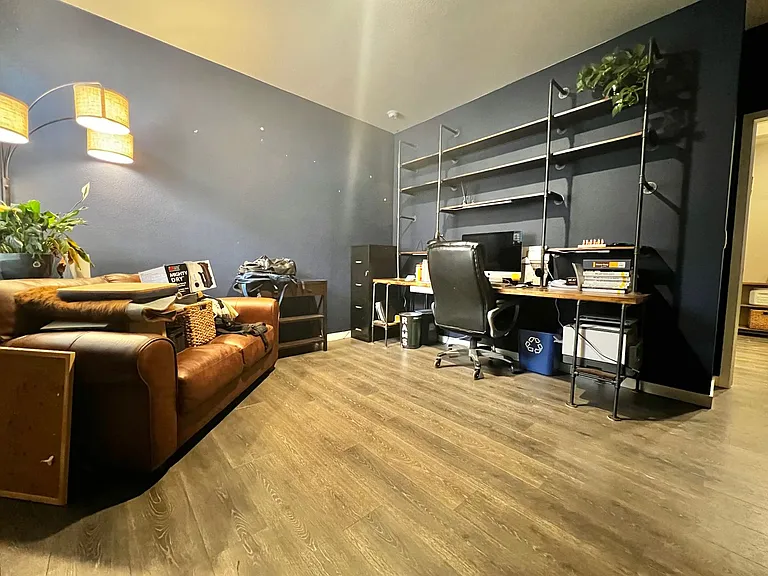 908 Rollins Den Dr — Photo 13